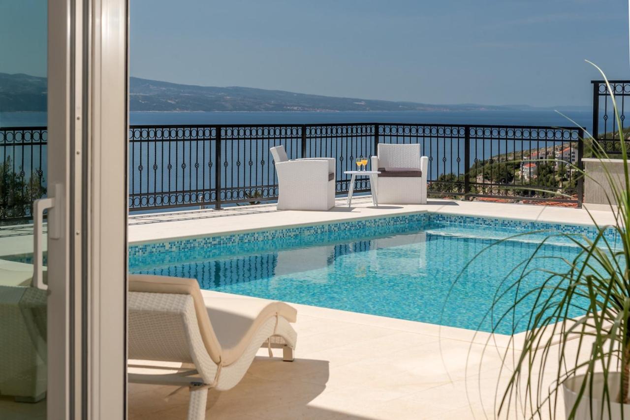 Villa Sun Palace With Luxury 5 Bedroom Villa And Amazing Panoramic Sea Views Mimice Dış mekan fotoğraf