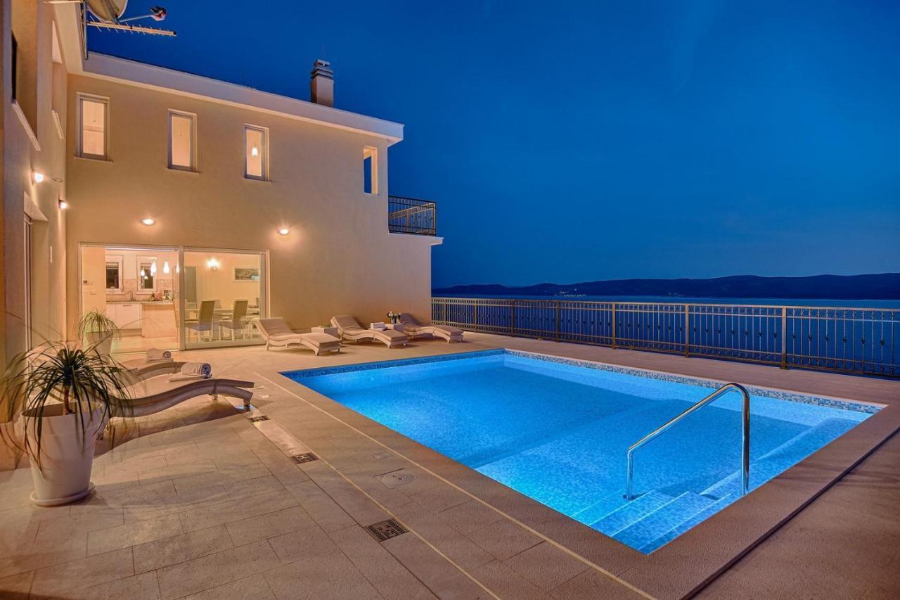 Villa Sun Palace With Luxury 5 Bedroom Villa And Amazing Panoramic Sea Views Mimice Dış mekan fotoğraf